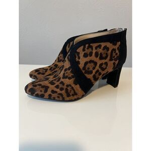 LIFESTRIDE Women's Glamour Leopard Print Ankle Booties US‎ Size 7M NWOT